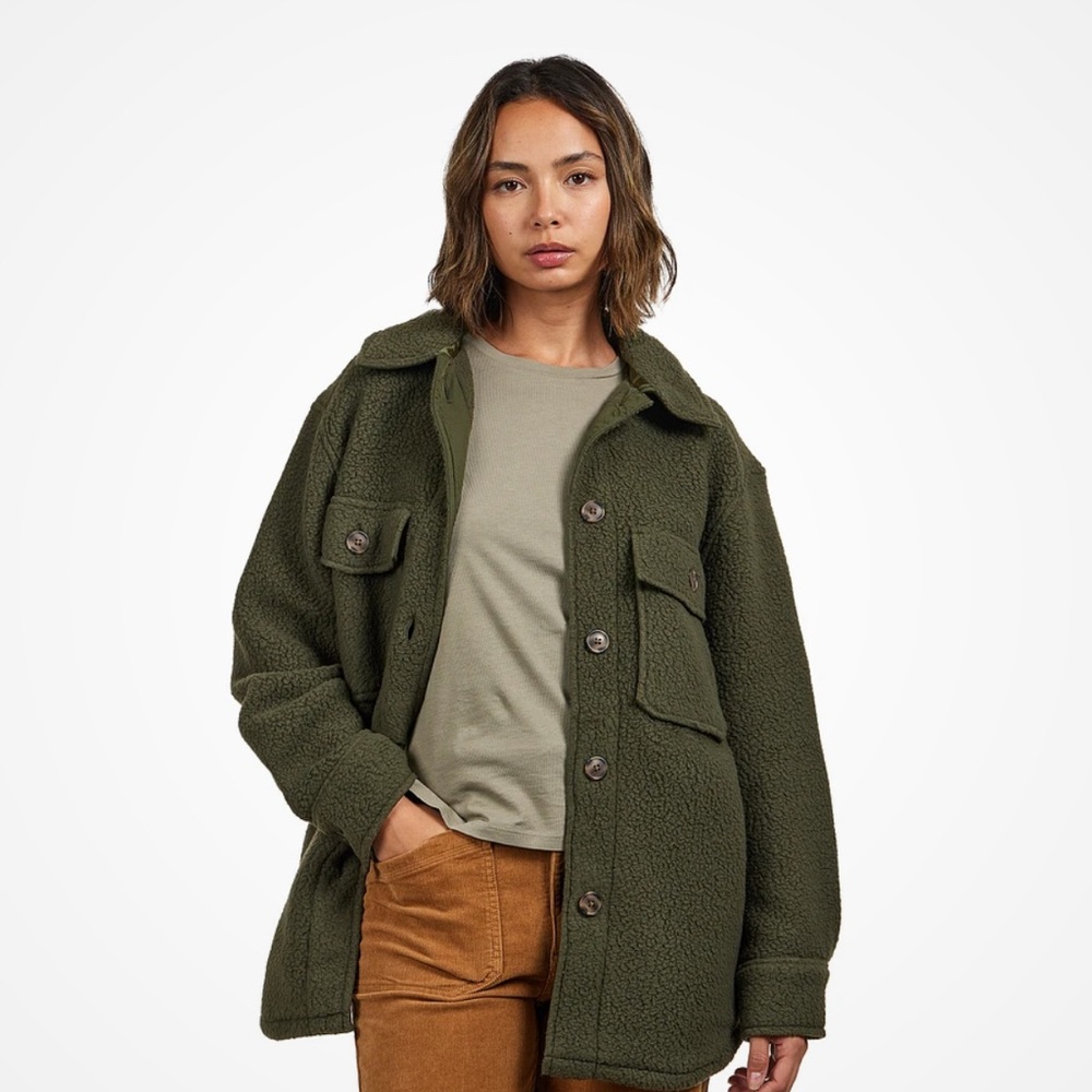 NWT Patagonia Women’s Retro Pile Shacket, size large